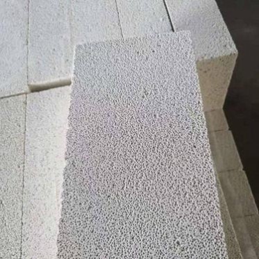 冶煉爐輕質保溫磚 窯爐保溫層襯 耐高溫輕質隔熱磚 節能耐用