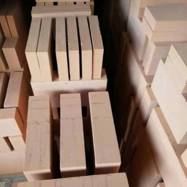 出售馬蹄焰使用AZS電熔鋯剛玉磚熔鑄電熔磚價格優惠