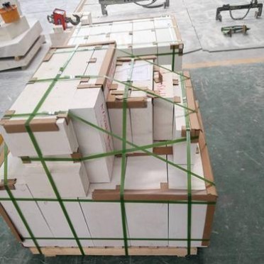 出售耐火材料電熔磚泡花堿電熔鋯剛玉磚價格優惠