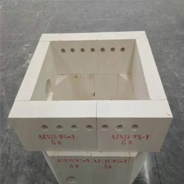 山東泰安AZS33電熔鋯剛玉磚電熔剛玉磚 熔鑄電熔磚歡迎咨詢