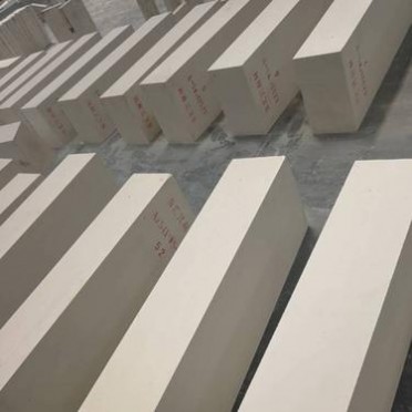 出售AZS33電熔鋯剛玉磚電熔剛玉磚玻璃窯爐流液洞磚價格優惠