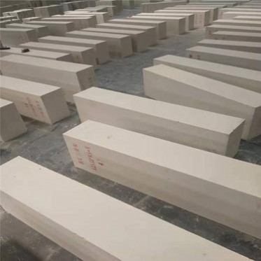 河北張家口電熔鋯剛玉磚電熔AZS磚 馬蹄焰鋯剛玉磚歡迎咨詢