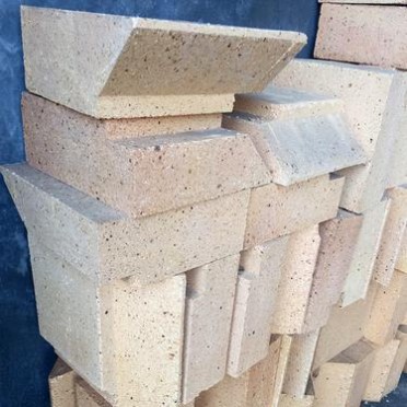耐磨型磷酸鹽高鋁磚 鋼包用高鋁磚采購 耐火材料高鋁磚 鎂碳磚等耐火磚 鄭州高鋁重質耐火磚批發生產 河南**供應商