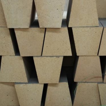 科瑞耐火材料  定制多規格刀口磚 大小刀口高鋁質耐火磚 T38高鋁磚 T39耐火磚 斧頭磚 砌圓楔形磚 歡迎來廠考察