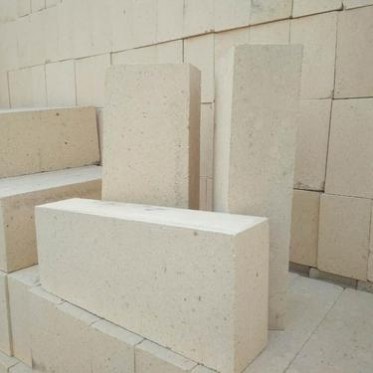 水泥行業耐火材料供應  定性耐火材料 高強耐堿磚  特級/一級高鋁磚 新密四季火耐材廠直供