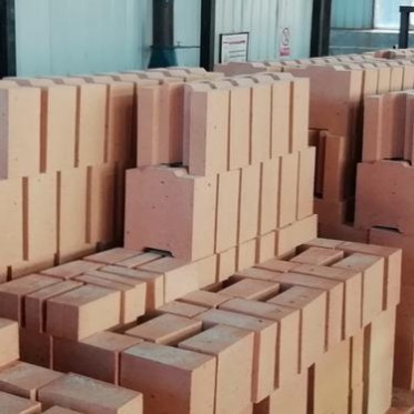 科瑞耐材廠家供應 碳化硅推板磚 各異型耐火磚 來圖定制異型硅鋁系耐火磚 澆注磚 免燒耐火磚 磷酸鹽磚 推板磚