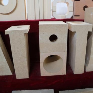 豎窯爐燒嘴過梁磚 工業燃料爐用燒嘴磚 硅酸鋁耐火磚 生產定做高鋁質 剛玉質窯爐燒嘴磚 加工定制異型燒嘴磚 燒嘴耐火磚廠家