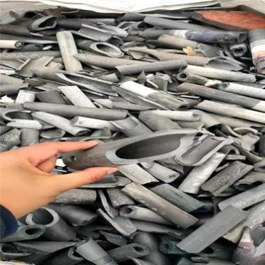 湟中縣廢舊碳化硅磚回收 hfnc長期收購廢舊碳化硅板