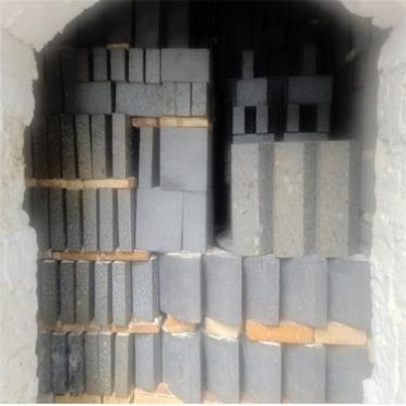 河南宏豐氮化硅結合碳化硅磚 密度好 耐侵蝕