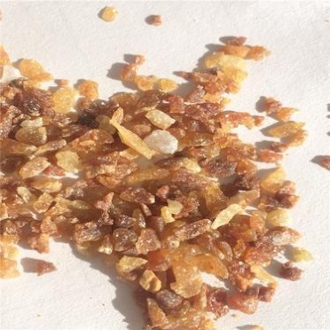 **低鐵電熔鎂砂