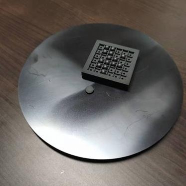 石墨異型件