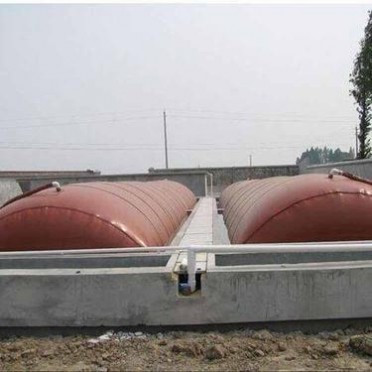 豬場沼氣池建造方案大小 弘景軟體沼氣池價格及安裝廠家